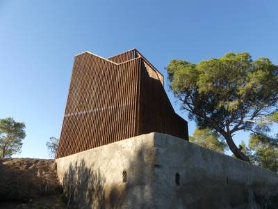 La Torre Mirador en el Turó de la Talaia ya es visitable