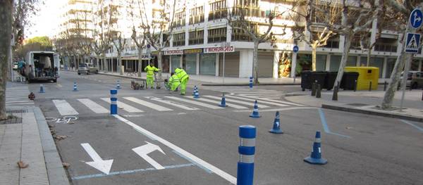Las obras de conexión del carril bici entre el paseo Jaume I y hasta la Avenida Pere Molas, en marcha