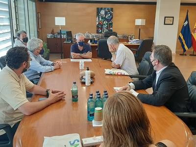 Parlamentarios socialistas se interesan por las obras ferroviarias pendientes de Salou y las del 'Camino de Ronda'