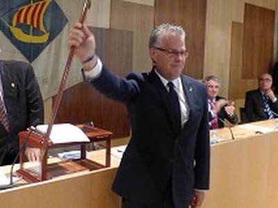 Pere Granados vuelve a ser investido alcalde de Salou con el apoyo de los ocho concejales de su grupo municipal