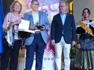 Quim Nin destaca la potencia turística de Salou en el pregón de las Nitss Daurades y cifra el incremento de visitantes de un 10% más respecto del 2015