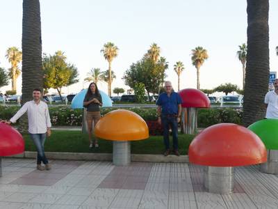 Salou acoge una magnífica exposición de esculturas de gran formato en el Paseo Jaume I