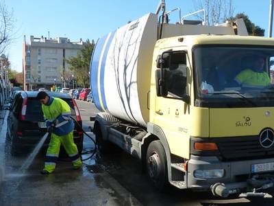 Salou amplía el convenio con Urbaser para mejorar la limpieza de las calles del municipio