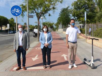Salou, Cambrils y Vila-seca presentan las bases para una futura normativa que regulará el uso de los patinetes eléctricos y bicicletas asistidas