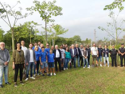 Salou celebra el 33 aniversario de la Segregación, con la plantación simbólica del árbol de la lana