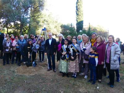 Salou coloca la primera piedra para la construcción del futuro Casal de la Dona
