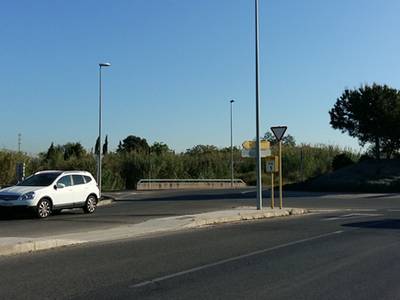 Salou construirá nuevas paradas de bus en el vial de Cavet y creará nuevos tramos de aceras