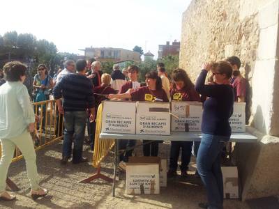 Salou despide la Fiesta Mayor del 30 de Octubre con la celebración de los 25 años de los grallers La Tarota