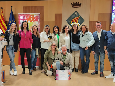 Salou entrega los premios a las 'collas' ganadoras del 7º concurso Cós Blanc