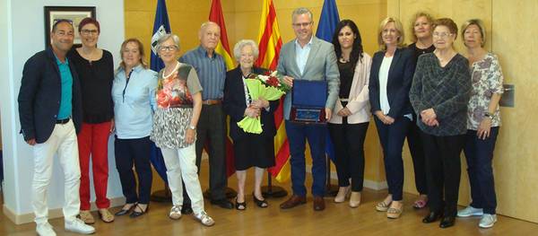 Salou homenajea Teresa Giné, abuela centenaria del municipio