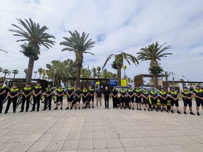 Salou inicia la temporada de playas con más policías y más socorristas