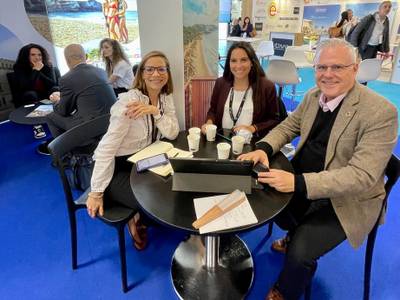 Salou intensifica su promoción turística en París