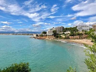 Salou mantiene la excelencia de sus playas sin optar a la Bandera Azul