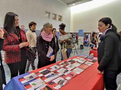 Salou muestra su apoyo y compromiso con la Socrates Educa International School