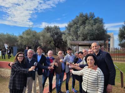 Salou pone en marcha el proyecto de reintroducción de la uva Pàmpol Girat