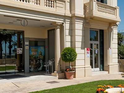 Salou pone en marcha el servicio de la oficina de TAX Free en la sede del Patronato de Turismo