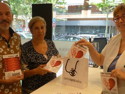 Salou pone en marcha la campaña 'No rompas el corazón del comercio' para sensibilizar sobre la venta ambulante ilegal