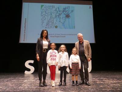 Salou premia la creatividad de sus estudiantes, en la XXI edición de los premios 30 de Octubre