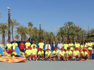 Salou presenta el servicio de salvamento y socorrismo en las playas, para este verano