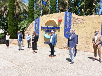 Salou, presente en la visita institucional de la consellera de Empresa i Coneixement, Àngels Chacón, en PortAventura World, en apoyo al sector turístico