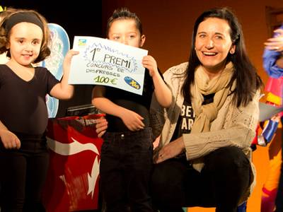 Salou recauda más de 2.400 euros en el primer Carnaval Xic'S solidario
