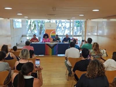 Salou refuerza su compromiso con la diversidad a través de la literatura en la Semana del Orgullo