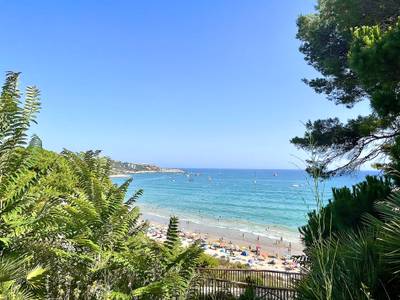 Salou registra más visitantes y pernoctaciones durante el primer semestre de 2023