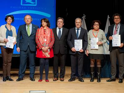 Salou revalida en FITUR los diplomas 'Q' para las playas de Levante y Poniente