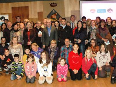 Salou rinde un homenaje a los grupos y entidades protagonistas de la Fiesta Mayor de Invierno