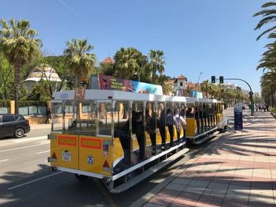 Se destina el tren turístico a los ciudadanos para enlazar Salou con el cementerio