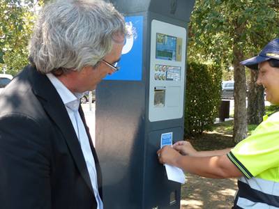 Ya se puede pagar la zona azul de Salou a través del móvil