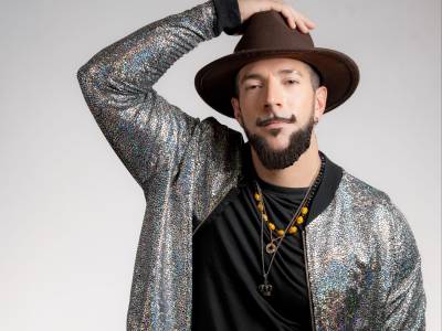 ROSENDO: Es un placer compartir mi música con el público de Salou